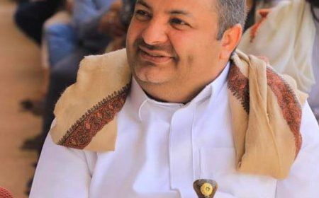 الفنان “الحاوري” يروي  مسيرته مع “تقليد الأصوات” وردود أفعال ساسة قلدهم أبرزهم الرئيس  “صالح”