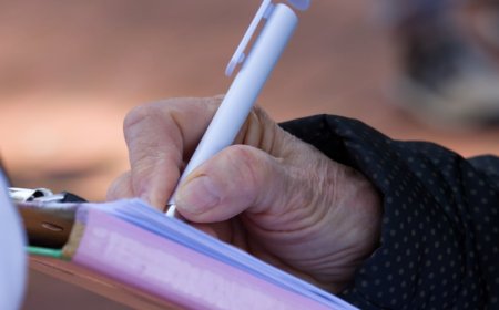 الكويت تعيد معلميها المتقاعدين للتدريس !