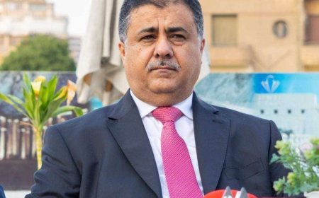 الشيخ احمد العيسي رئيس الاتحاد اليمني لكرة القدم يتواصل مع بعثة المنتخب الوطني للشباب ويعد بمكافأة الفوز