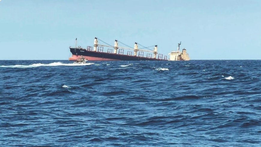 أمريكا تترك سفينة ثالثة لمصيرها في البحر الأحمر وتحذر من مخاطر