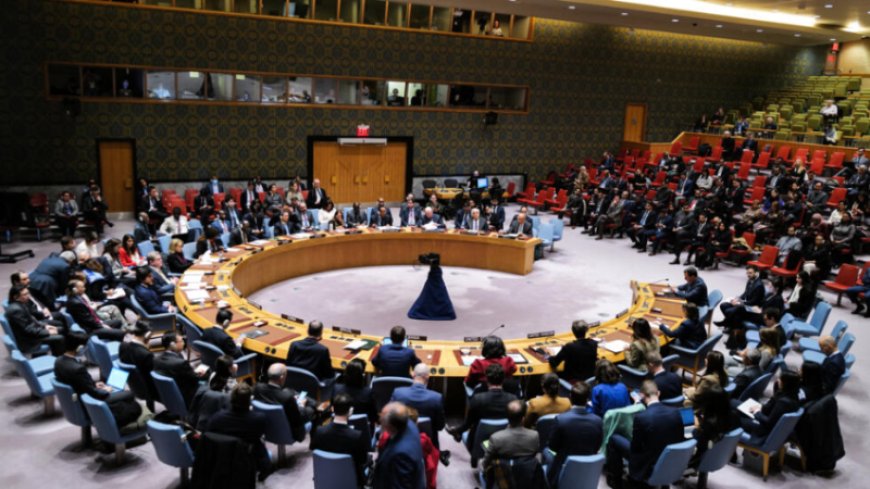 عاجل.. مجلس الأمن يعتمد قرارا جديدا بشأن اليمن والصين وروسيا تصوتان ضد الحوثيين
