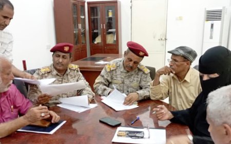 إجراء عملية الاستلام والتسليم بين المديرين السلف والخلف لمستشفى عبود العسكري بعدن