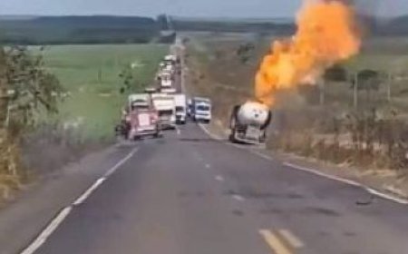 بالفيديو.. لحظة انفجار صهريج محمل بالوقود على الطريق السريع