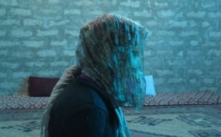 بالفيديو فتيات  يروين قصص اعتداءات جنسية من زوج والدتهن و بموافقتها.