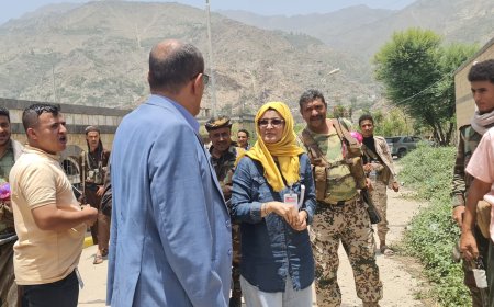 اللجنة الوطنية للتحقيق تلتقي إدارات الأمن السياسي والاستخبارات العسكرية وشرطة محافظة تعز