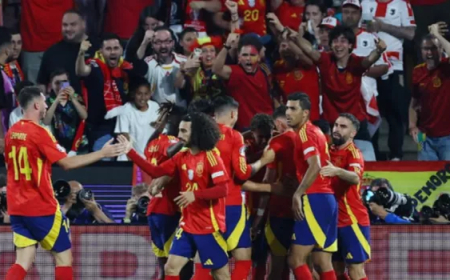 نجم منتخب إسبانيا يوجه ضربة للدوري السعودي ..