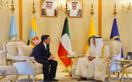 السفير بن سفاع يلتقي النائب الأول لرئيس مجلس الوزراء الكويتي