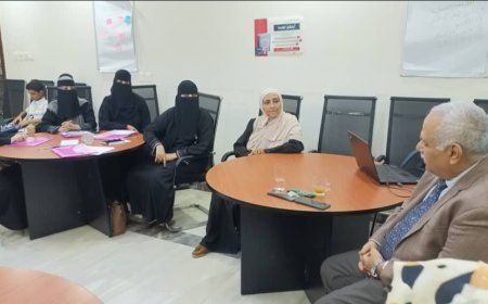 مدير عام صحة عدن يختتم الورشة التدريبية للطبيبات حول حزمة خدمات تنظيم الأسرة