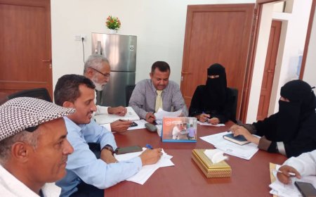 البروفيسور وائل الصبيحي يترأس الاجتماع الدوري لمجلس شؤون الطلاب بجامعة لحج