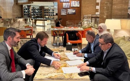 قيادة طيران اليمنية توقع اتفاقية تاريخية هي الاضخم : شراء 8 طائرات جديدة دفعة واحدة