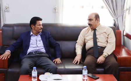 المدير باعباد يلتقي مدير الوحدة التنفيذية في التغذية المدرسية بالوزارة