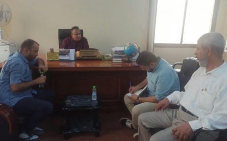 رئيس هيئة مصائد خليج عدن يبحث مع فريق منظمة خبراء فرنسا آلية التعاون والتنسيق المشترك