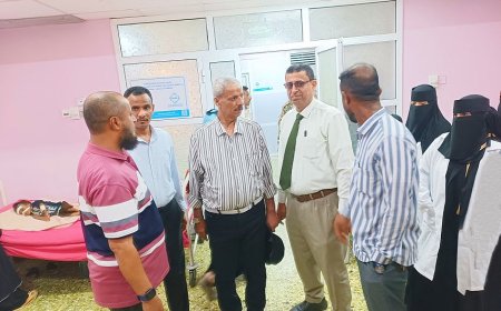 محافظ لحج يطلع على مستوى الخدمات المقدمة للمرضى بمستشفى ابن خلدون