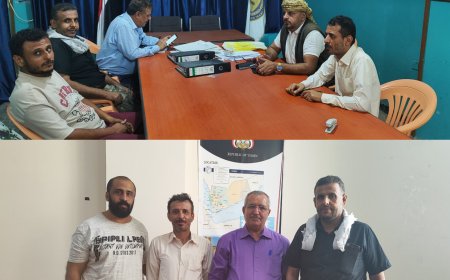 فريق من اللجان المجتمعية والطوعية بحي السلام يلتقي رئيس انتقالي خور مكسر وكيل وزارة الأشغال لمناقشة تعثر مشروع المدرسة