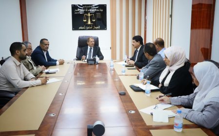 اللجنة الوطنية للتحقيق تلتقي رئيس مجلس القضاء الأعلى ورئيس المحكمة العليا