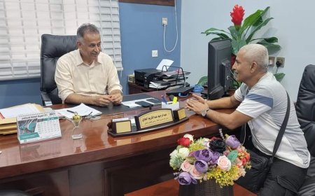 الجاوي يقدم دعوة رسمية لفرقة الاكروبات لزيارة مكتبه