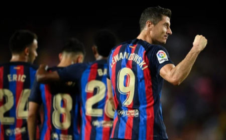 ليفاندوفسكي يهزم جوندوجان في معركة قائد برشلونة الجديد