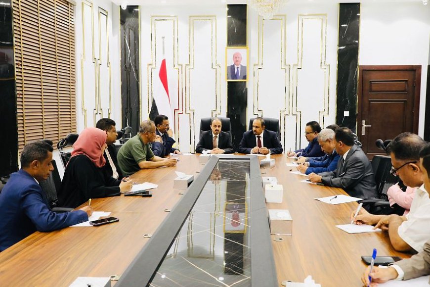 الارياني وبن ماضي يرأسان اجتماعاً لمناقشة الأنشطة السياحية والإعلامية والثقافية بحضرموت