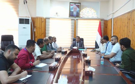 الوكيل العامري يطلع على تدخلات منظمة صناع النهضة في مديريات وادي حضرموت