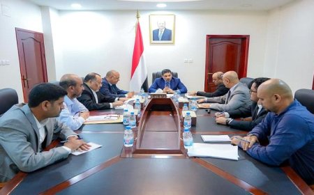 اجتماع حكومي برئاسة رئيس الوزراء يقر إطلاق خدمة الانترنت عبر الأقمار الصناعية "ستارلينك"