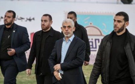 حماس تختار السنوار خلفا لهنية.. هل هو الأخطر؟