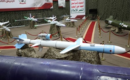مسيرة تصيب سفينة تجارية جنوب غربي الحديدة باليمن