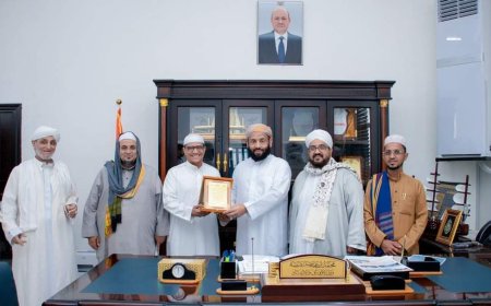 وزير الأوقاف يلتقي وفد من جامعة الوسطية الشرعية ورئاسة الأربطة الإسلامية 