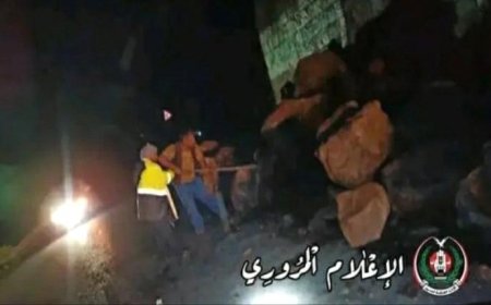 انهيارات صخرية تقطع طريق صنعاء الحديدة