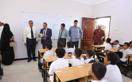 محافظ حضرموت يدشّن العام الدراسي الجديد 2025/2024م في عموم مدارس المحافظة ..  335.868 طالبًا وطالبة يلتزمون في مقاعد الدرس في 866 مدرسة للتعليم الأساسي والثانوي في عموم حضرموت