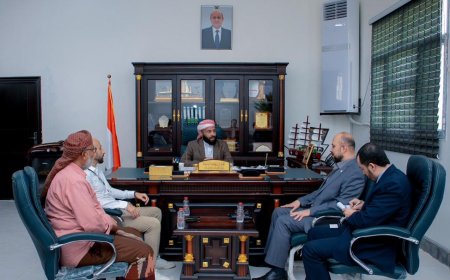وزير الأوقاف يبحث مع وفد بعثة اللجنة الدولية للصليب الأحمر أوجه التعاون الإنساني