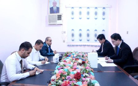 وزير التعليم العالي يبحث مع القائم بأعمال السفارة الصينية إمكانية زيادة عدد المنح الدراسية