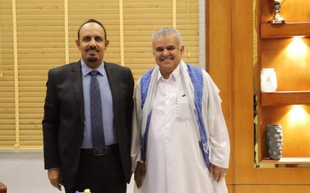 محافظ حضرموت يُشيد بالمسيرة الحافلة محليًا وعربيًا للمسرحي والإعلامي القدير سالم الجحوشي