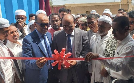 الوكيل التميمي يفتتح مركز التركيت الطبي بمديرية تريم بدعم كويتي