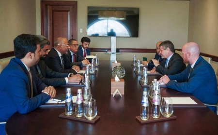 اللواء الزبيدي يناقش مع السفير الأمريكي جهود إحلال السلام ومكافحة الإرهاب في اليمن