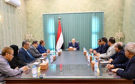 رئيس مجلس القيادة الرئاسي يلتقي رئيس واعضاء مجلس القضاء الاعلى