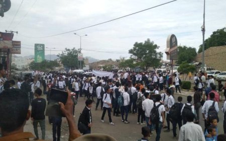 الآلاف في تعز يحتشدون لإستقبال الرئيس العليمي