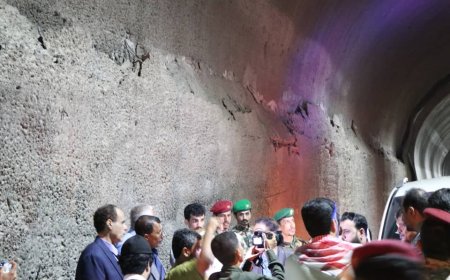 وزير الأشغال يعلن ترتيبات إصلاح أنفاق المهرة المتضررة لضمان سلامة الخط الدولي