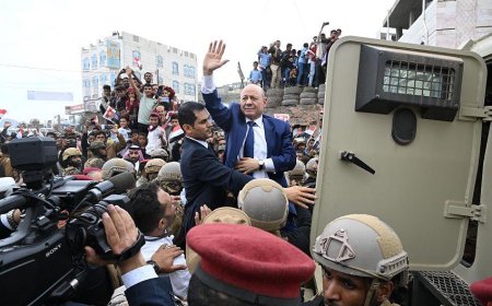 جميح: لماذا ينتقد الناس الرئيس العليمي في كل ما يقوم به؟