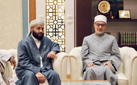 وزير الأوقاف والإرشاد يبحث مع مفتي الديار المصرية التعاون في المجالات المشتركة