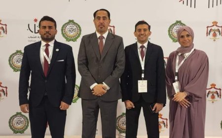 الوزير البكري يصل الأردن للمشاركة في المنتدى الدولي للشباب والسلام