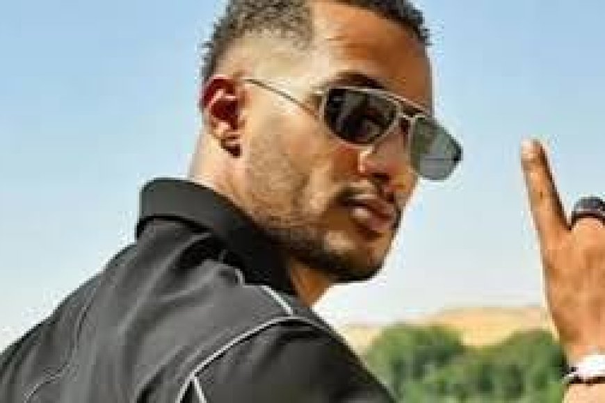 محمد رمضان يستفز جمهوره بمشروب مقاطع: (المقاطعة يا نمبر وان!)