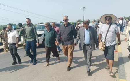 بتوجيهات رئيس الوزراء وإشراف وزير الأشغال.. تدشين العمل الطارئ لفتح طريق الجسر السطحي بوادي بناء في أبين