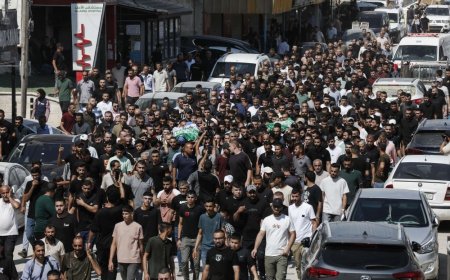 استشهاد فلسطينين في قصف على حي الزيتون بغزة