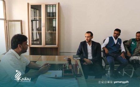 مؤسسة يماني تلتقي قيادة السلطة المحلية بالمهرة وعددًا من مدراء المكاتب التنفيذية