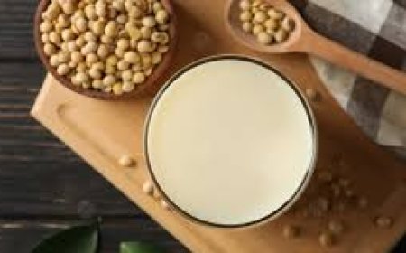 هل يزيد حليب الصويا من خطر الإصابة بسرطان الثدي؟