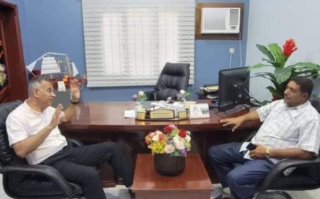 اجتماع لمناقشة اعمال النظافة في المعلا