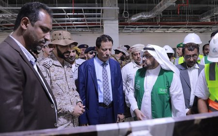 محافظ المهرة يطلع على سير الأعمال بمشروع مدينة الملك سلمان الطبية