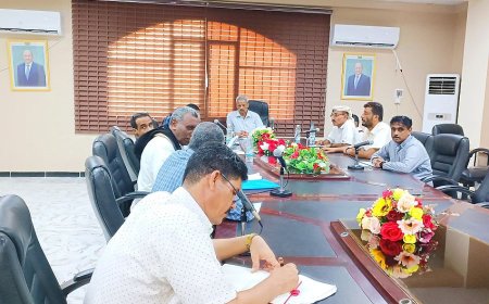 محافظ لحج يطلع على الأوضاع الخدمية والتنموية والأمنية بمديريتي الملاح والمسيمير