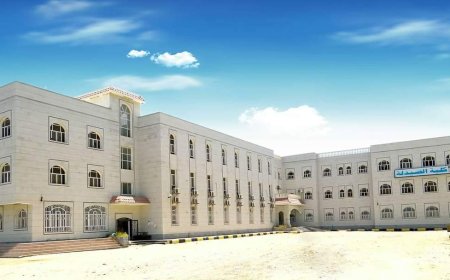 كلية الصيدلة بجامعة عدن .. المبادرة والريادة