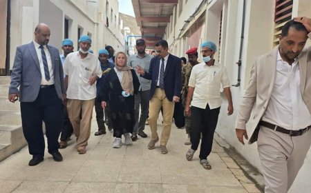 وفد برنامج الأمم المتحدة الإنمائيUNDP يزور مصنع المكلا لتعليب الأسماك ( الغويزي)